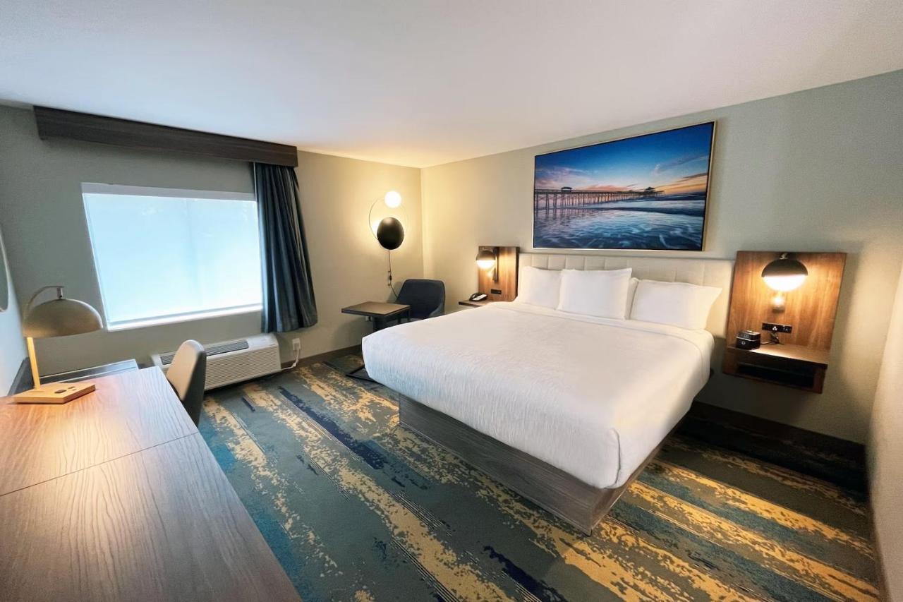 La Quinta Inn By Wyndham Columbia Ne / Fort Jackson מראה חיצוני תמונה